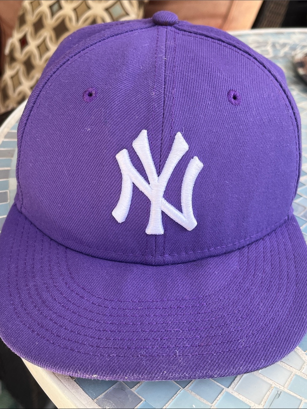 New Era Yankees 1996 World Series 59FIFTY Purple Fitted Hat 7 1/8